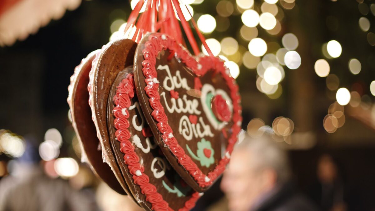 DIY German Holiday Traditions to Start at Home (1)