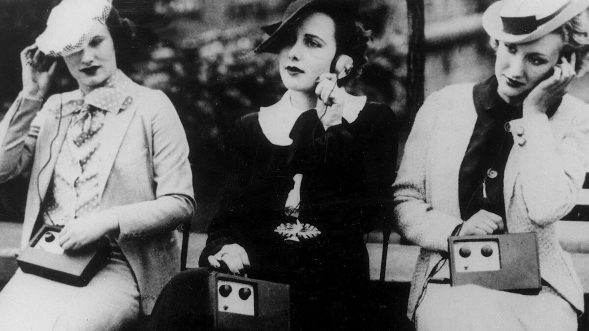 German Radio Broadcasting Cultural Programs