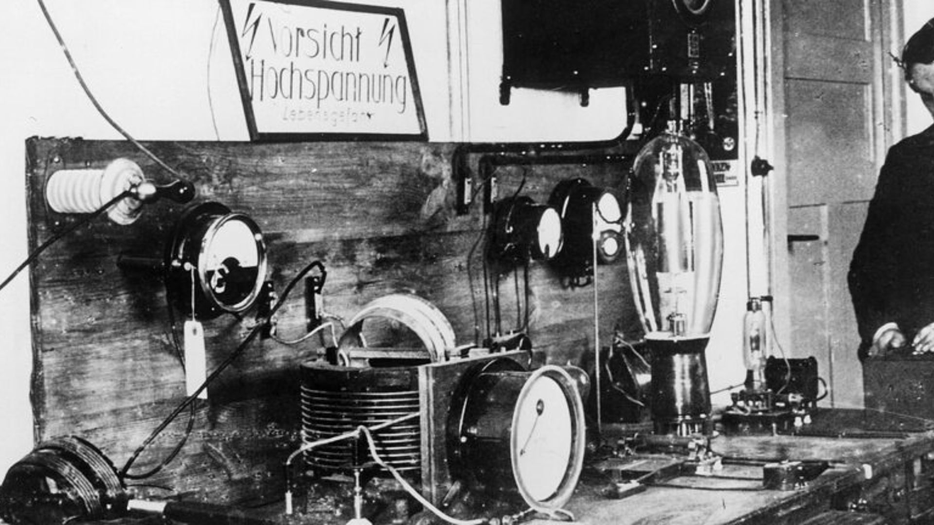 German Radio Broadcasting Cultural Programs