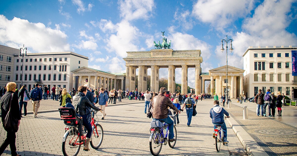 How to Connect with German Communities