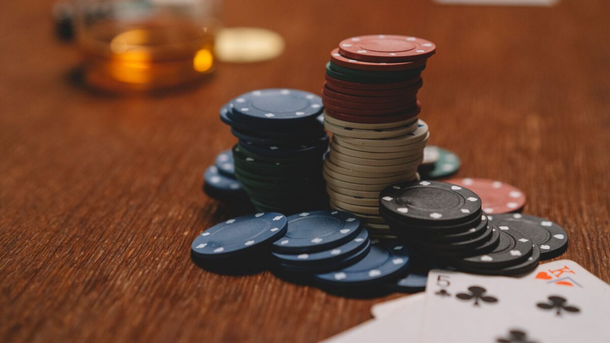 Claim 110 No-Deposit Free Spins on Immortal Romance Today